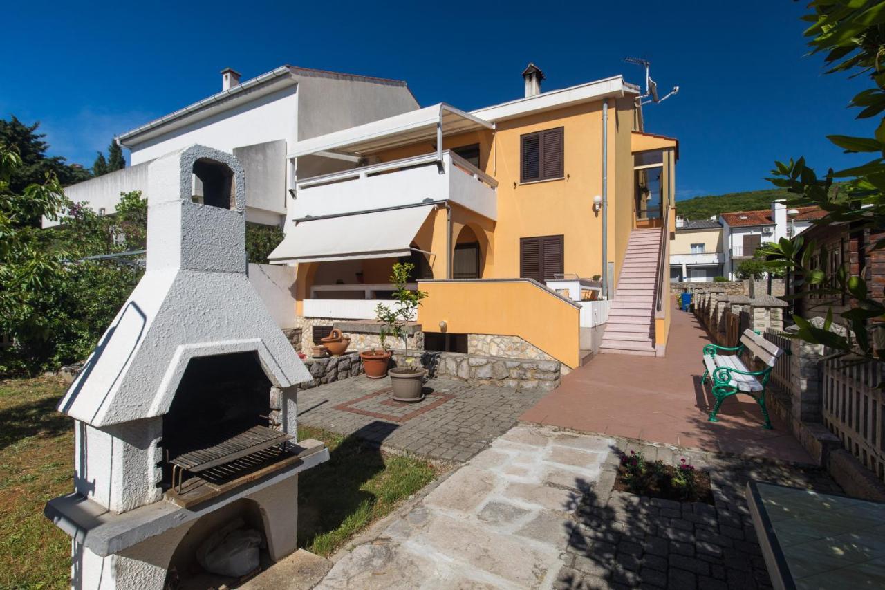 Apartmani Lovorka Punat Exterior photo