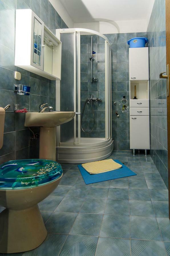 Apartmani Lovorka Punat Exterior photo