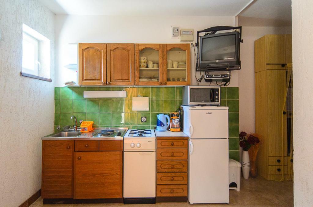 Apartmani Lovorka Punat Exterior photo