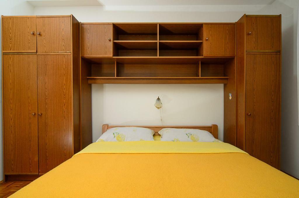 Apartmani Lovorka Punat Exterior photo